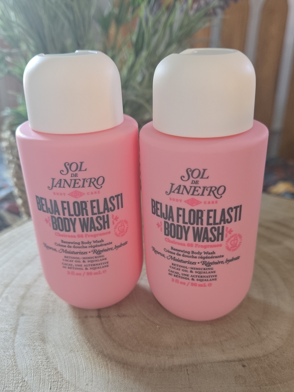 Sol de Janeiro Pink Beija Flor Elasti Body Wash